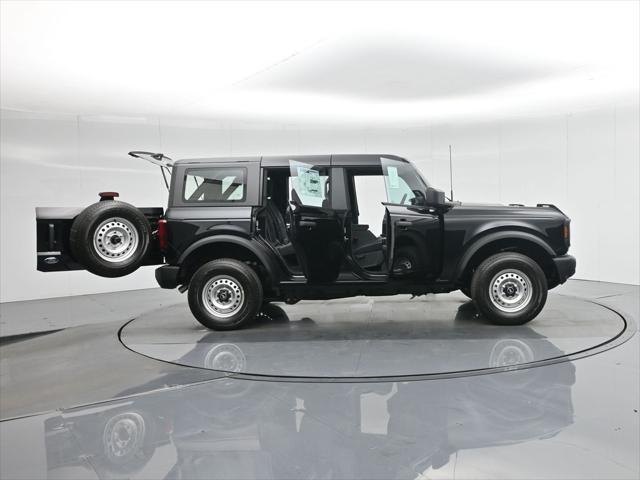 new 2025 Ford Bronco car, priced at $43,580
