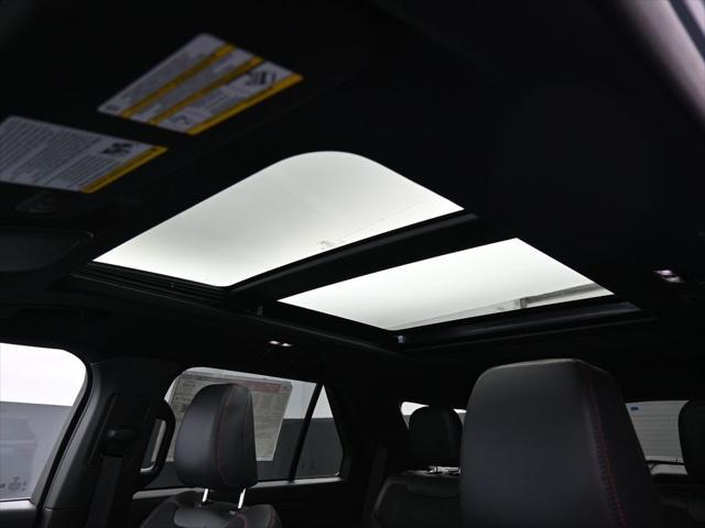 new 2025 Ford Explorer car, priced at $57,958