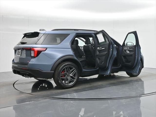 new 2025 Ford Explorer car, priced at $57,958