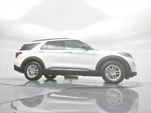 new 2025 Ford Explorer car, priced at $45,415