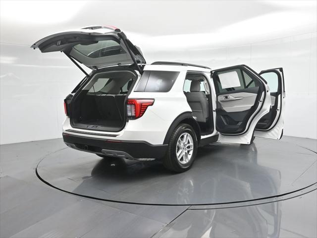 new 2025 Ford Explorer car, priced at $45,415