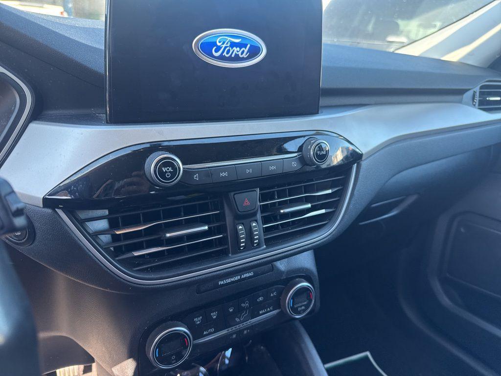 used 2021 Ford Escape car, priced at $14,900