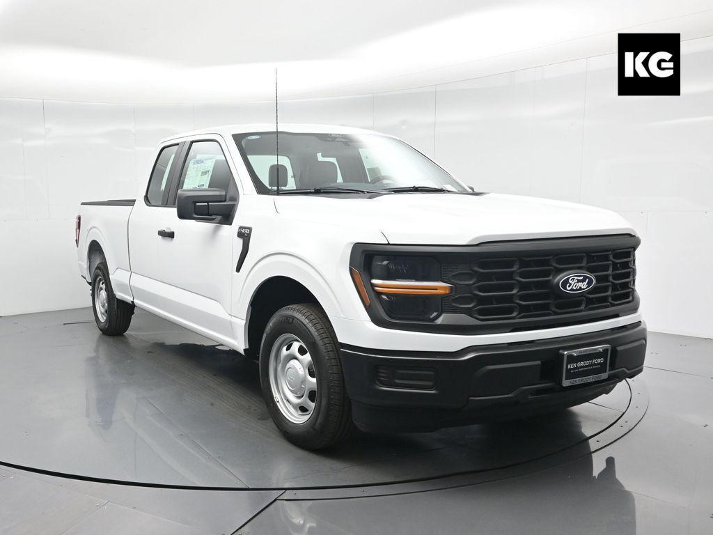 new 2025 Ford F-150 car, priced at $43,105