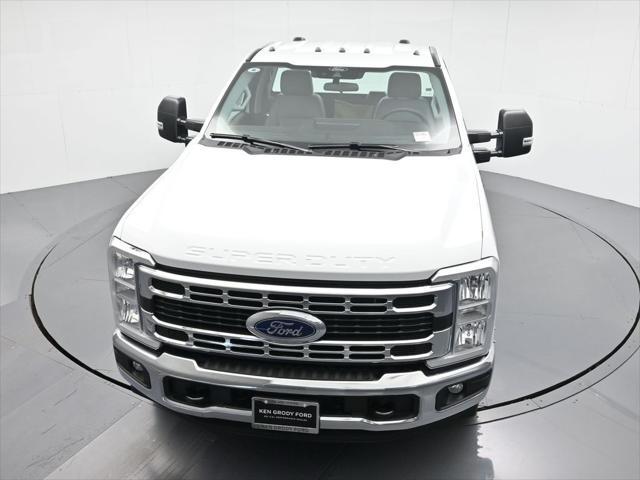 new 2025 Ford F-350 car, priced at $54,925