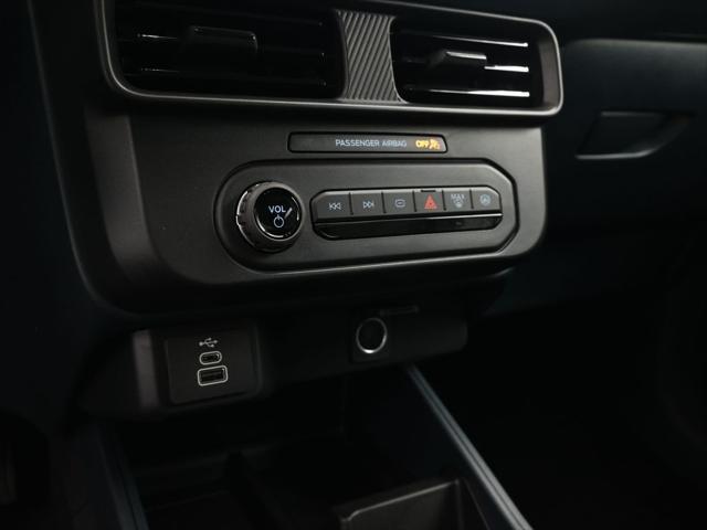 new 2025 Ford Maverick car, priced at $29,940