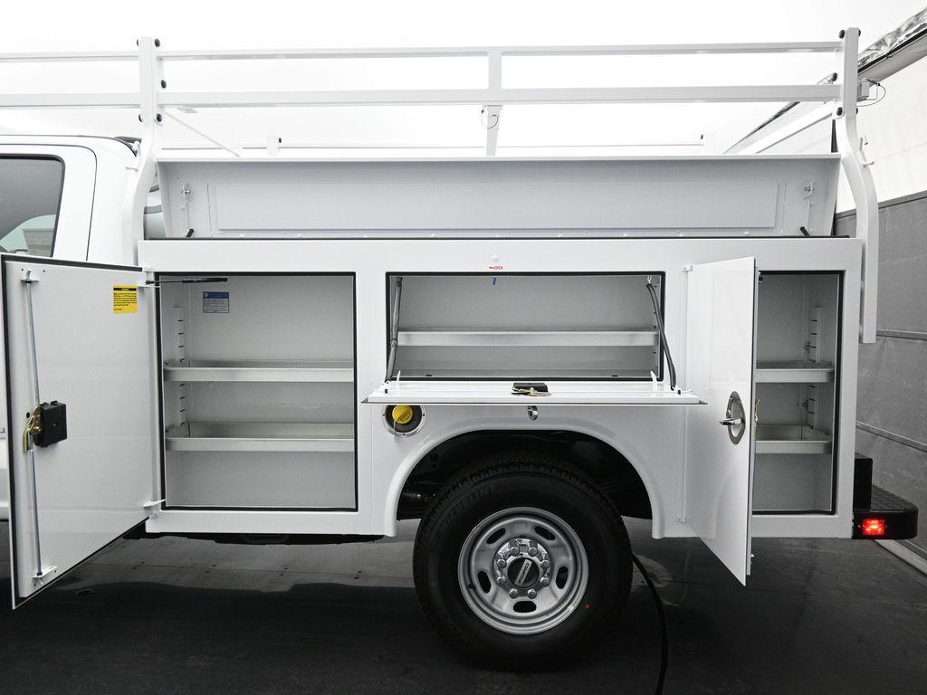 new 2025 Ford F-250 car, priced at $61,045