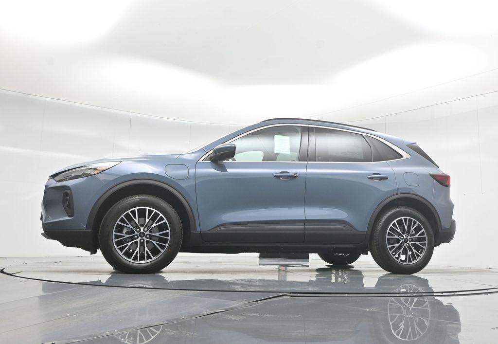 new 2025 Ford Escape PHEV car, priced at $38,060