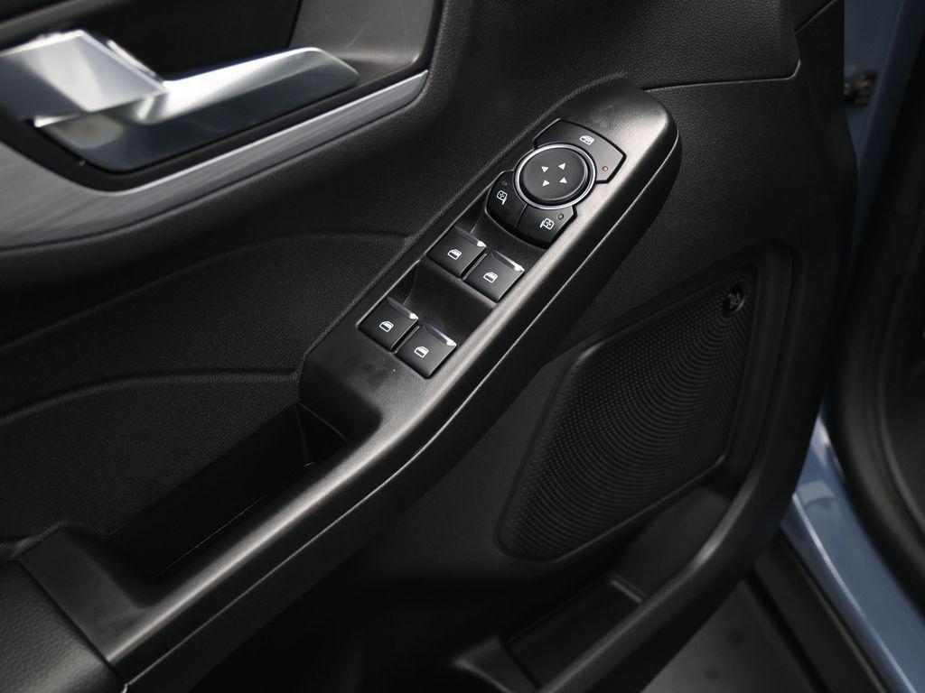 new 2025 Ford Escape PHEV car, priced at $38,060