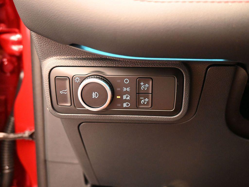 new 2025 Ford Explorer car, priced at $61,805