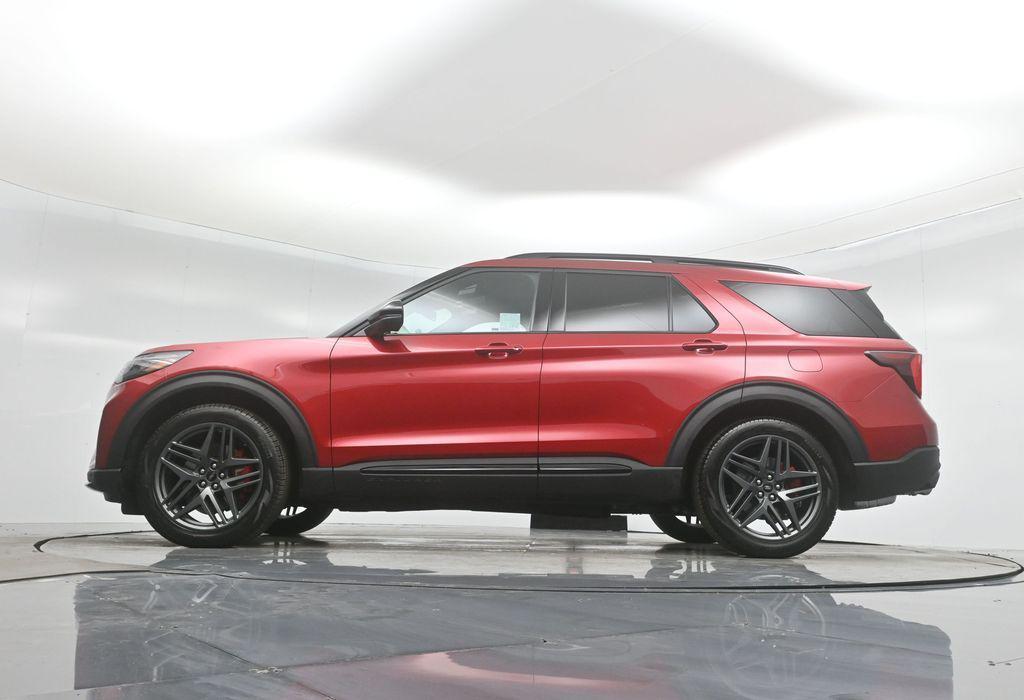 new 2025 Ford Explorer car, priced at $61,805