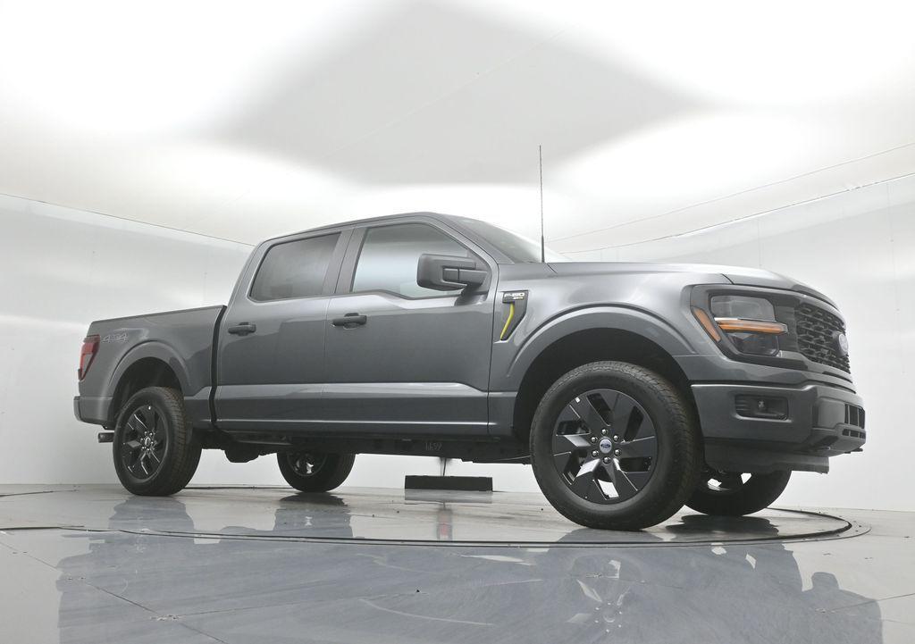 new 2025 Ford F-150 car, priced at $51,580