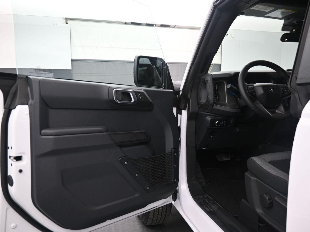 new 2025 Ford Bronco car, priced at $47,345