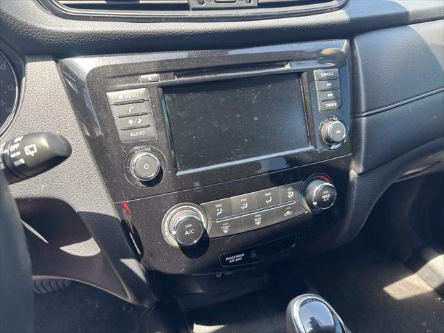 used 2020 Nissan Rogue car, priced at $16,000