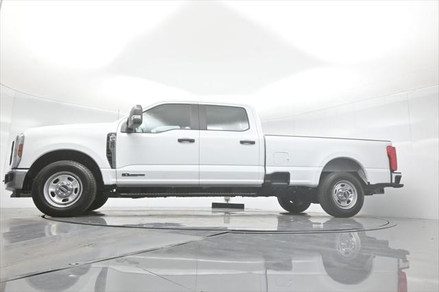 new 2025 Ford F-350 car, priced at $64,185