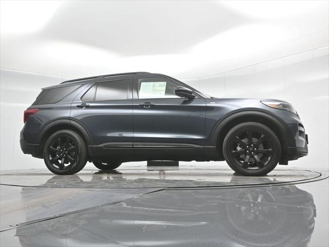 used 2022 Ford Explorer car, priced at $32,500