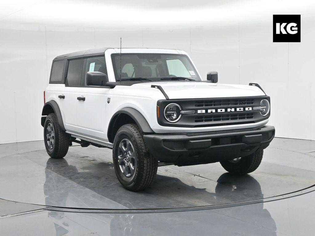new 2025 Ford Bronco car, priced at $47,095