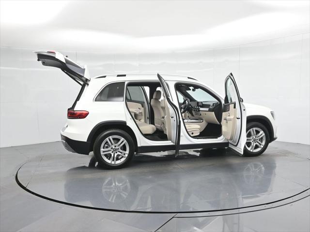 used 2020 Mercedes-Benz GLB 250 car, priced at $22,300
