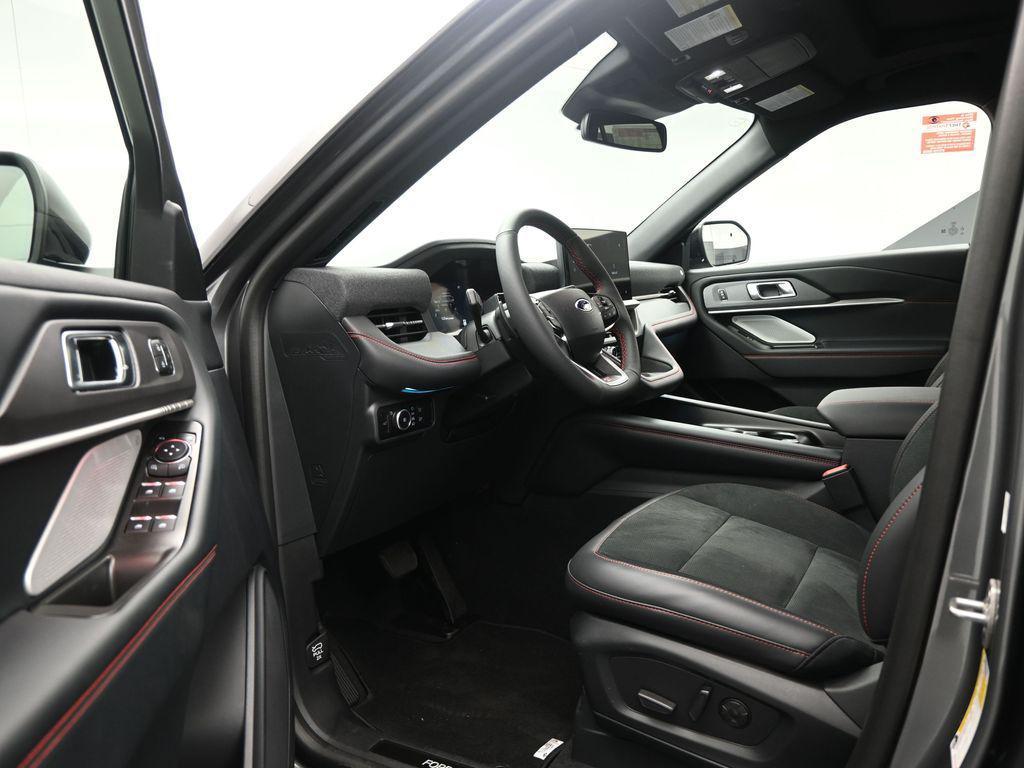 new 2025 Ford Explorer car, priced at $60,360