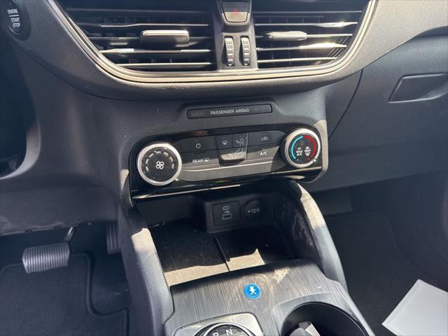 used 2022 Ford Escape car, priced at $22,000