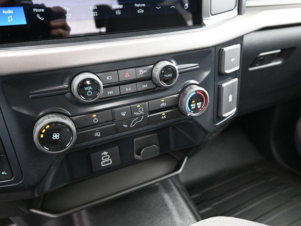 new 2025 Ford F-150 car, priced at $52,935
