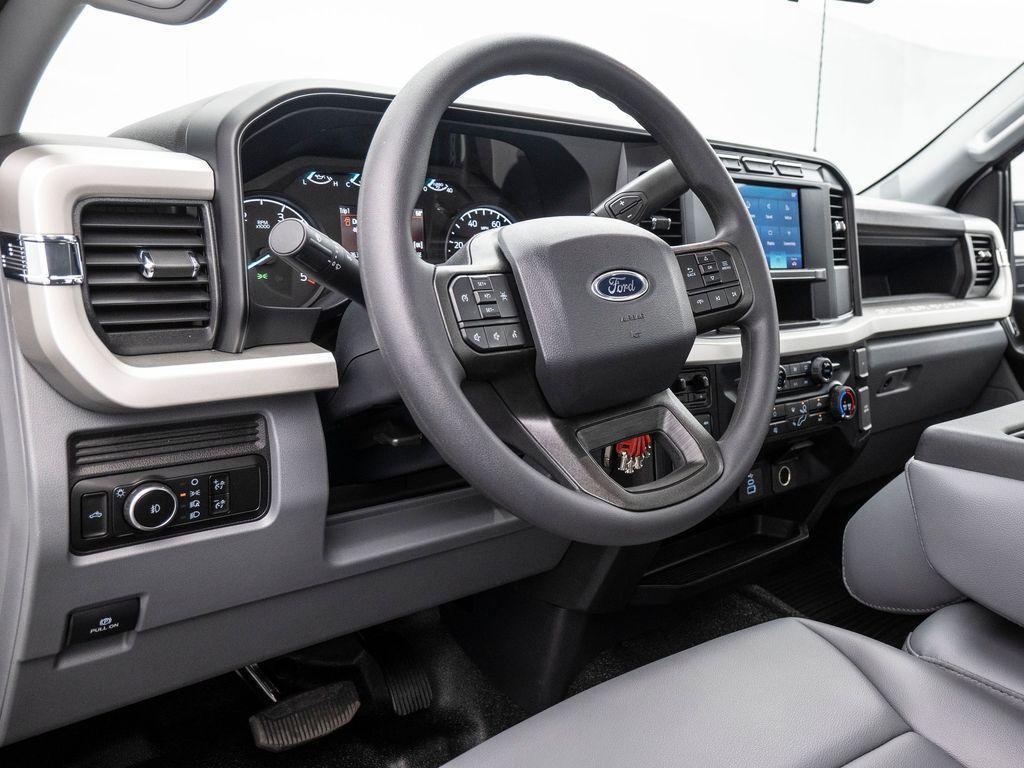 new 2024 Ford F-350 car, priced at $77,189