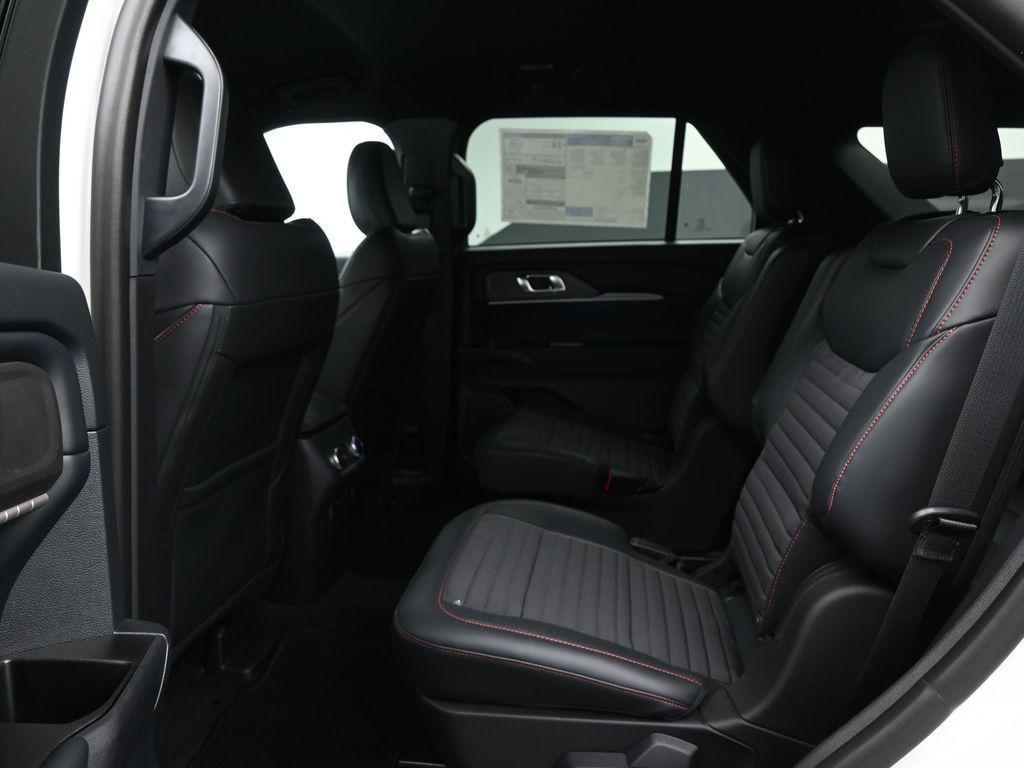 new 2025 Ford Explorer car, priced at $49,330
