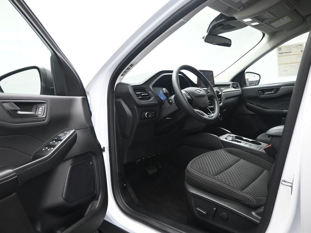 used 2023 Ford Escape car, priced at $24,400