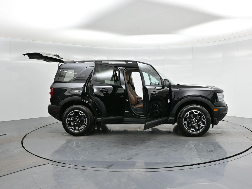 new 2025 Ford Bronco Sport car, priced at $39,810