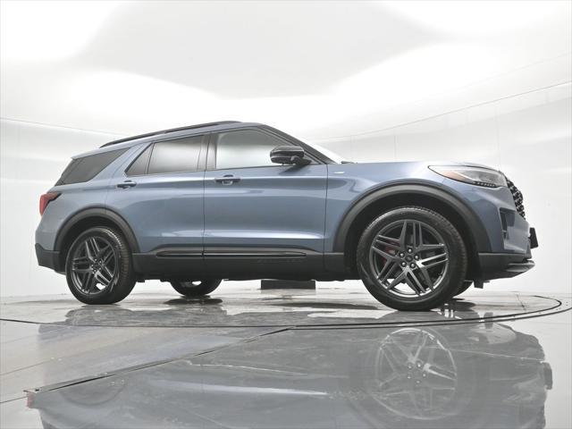 new 2025 Ford Explorer car, priced at $51,040