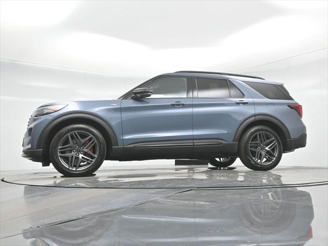 new 2025 Ford Explorer car, priced at $51,040