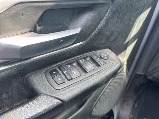 used 2022 Ram 1500 car, priced at $35,000