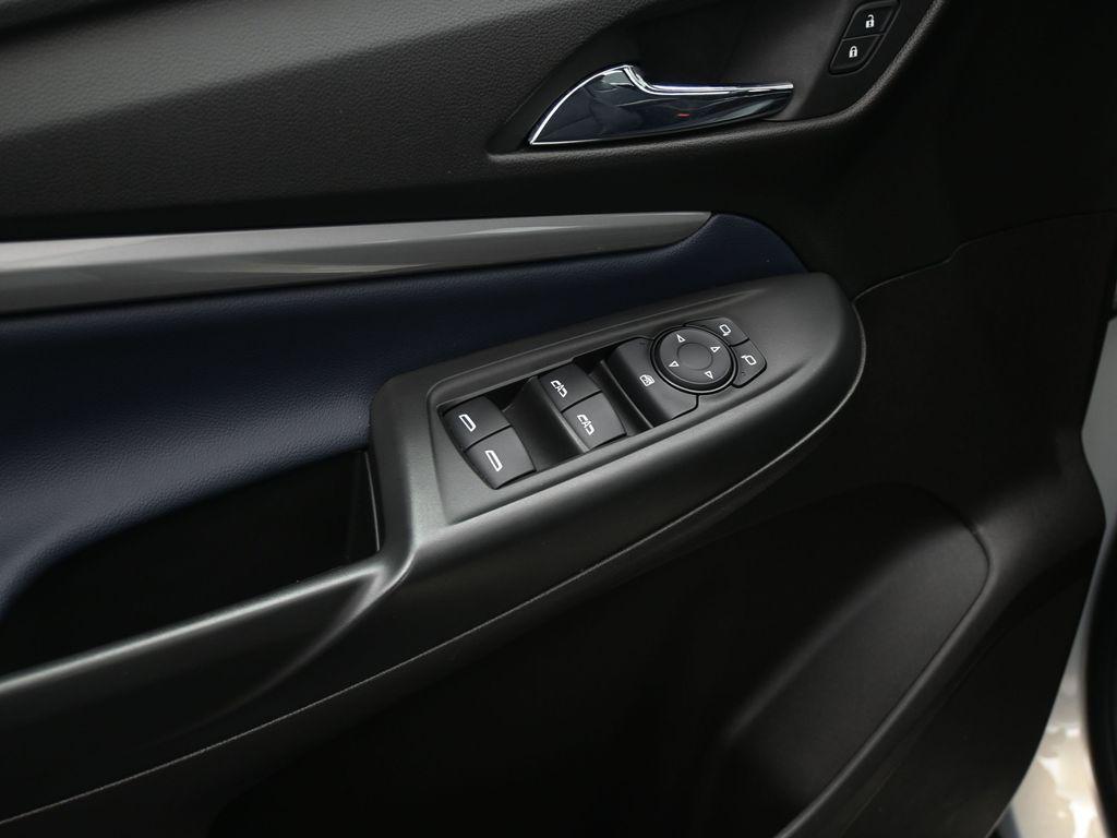 used 2022 Chevrolet Bolt EUV car, priced at $18,500