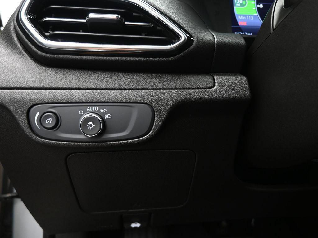 used 2022 Chevrolet Bolt EUV car, priced at $18,500