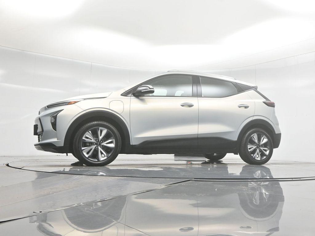 used 2022 Chevrolet Bolt EUV car, priced at $18,500