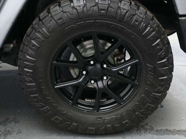used 2015 Jeep Wrangler Unlimited car, priced at $19,500