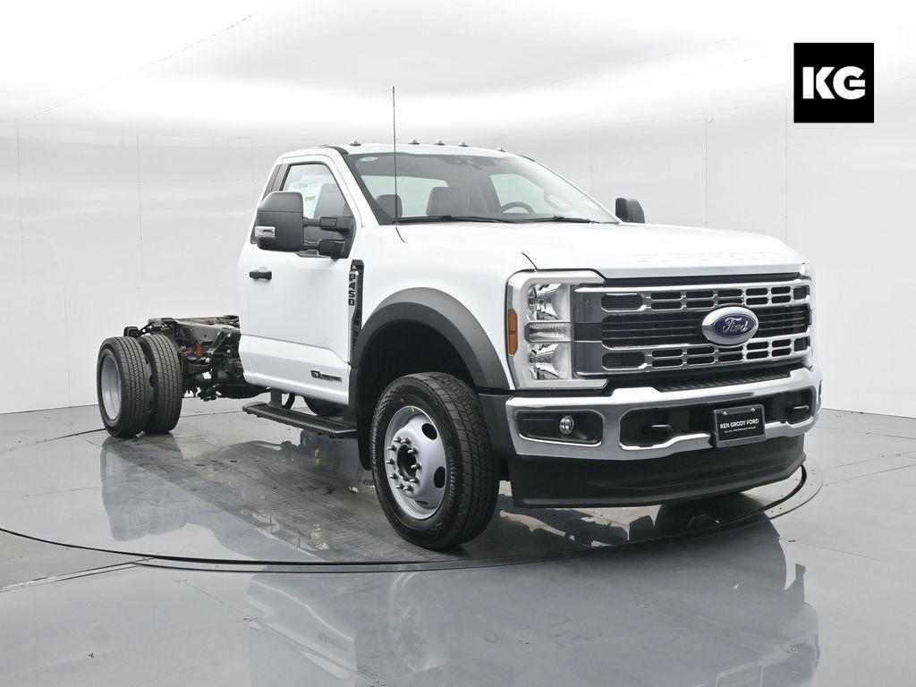 new 2025 Ford F-450 car, priced at $69,005
