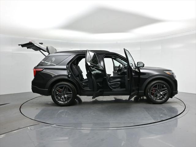 new 2025 Ford Explorer car, priced at $61,800
