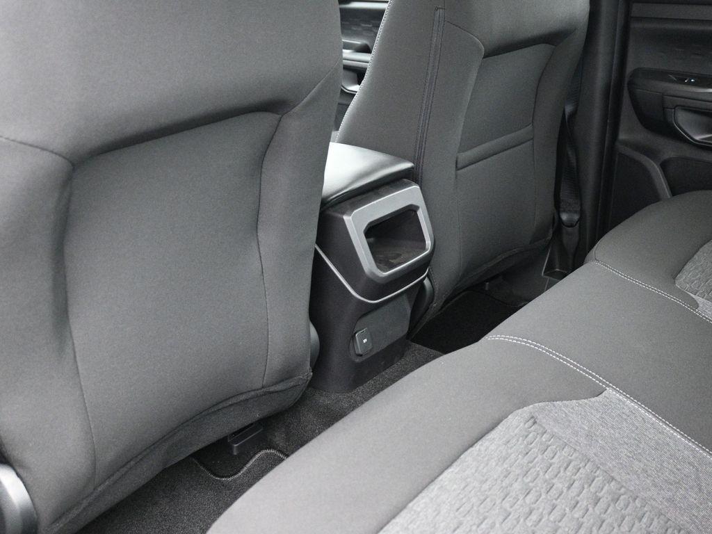 new 2025 Ford Ranger car, priced at $33,190