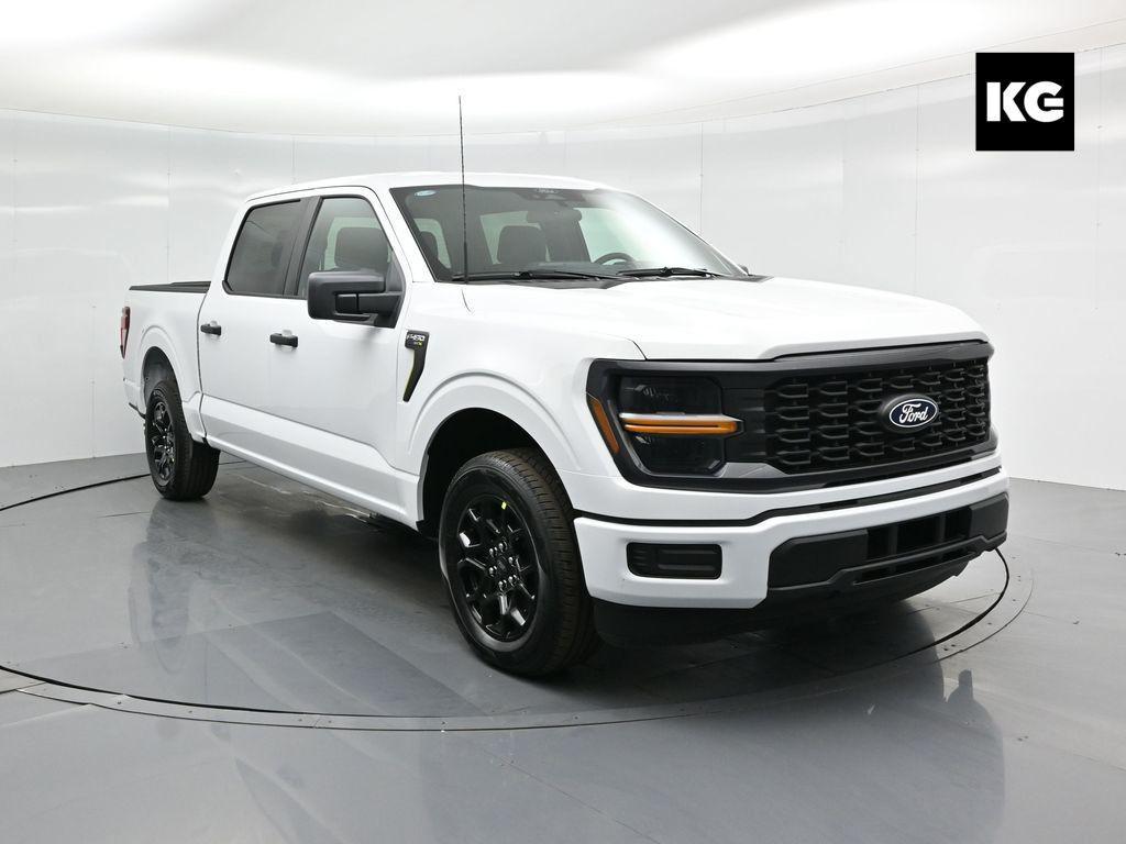 new 2025 Ford F-150 car, priced at $45,695