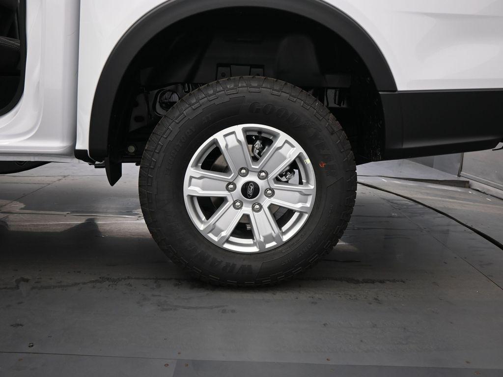 new 2025 Ford Ranger car, priced at $32,820