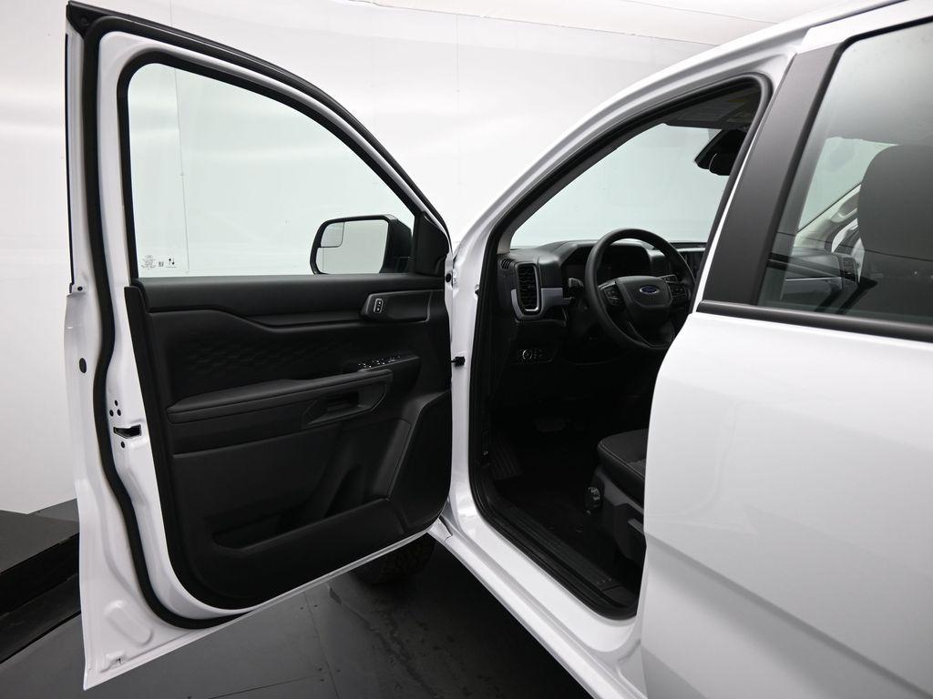 new 2025 Ford Ranger car, priced at $32,820