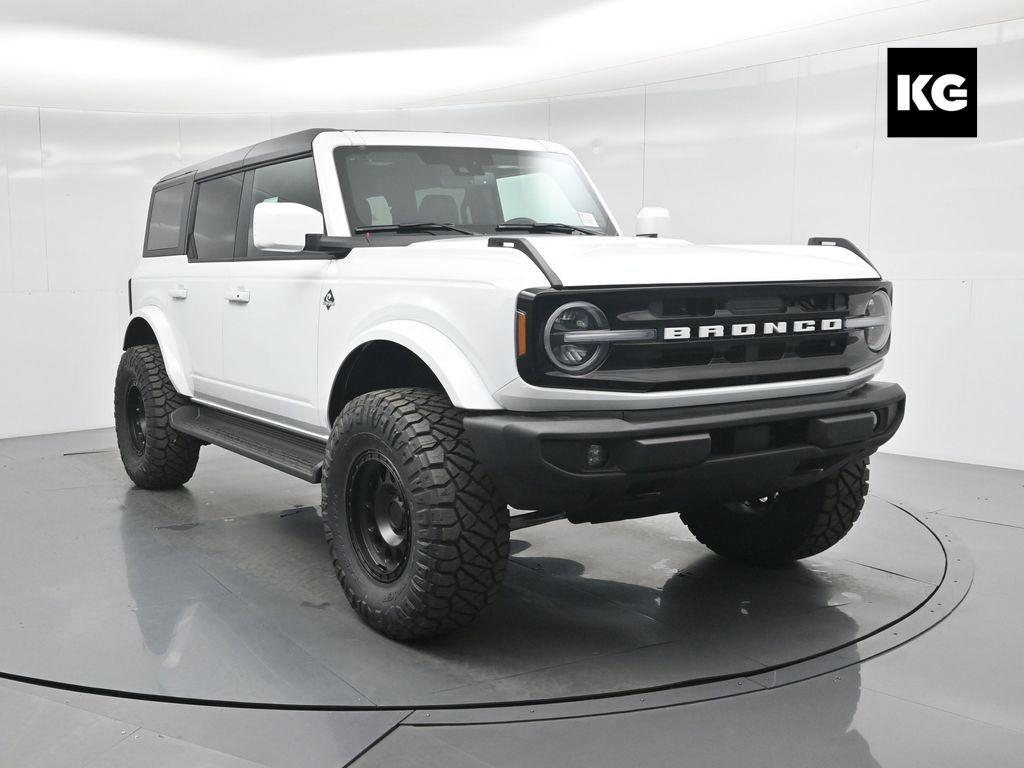 new 2025 Ford Bronco car, priced at $57,685