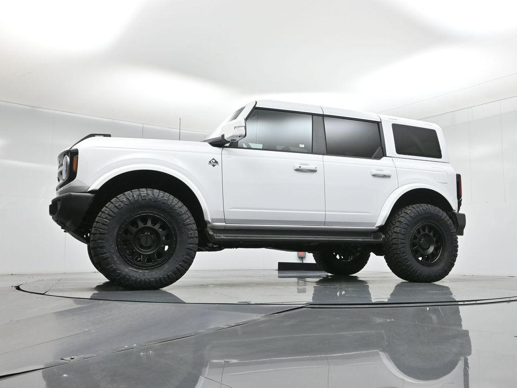 new 2025 Ford Bronco car, priced at $63,595