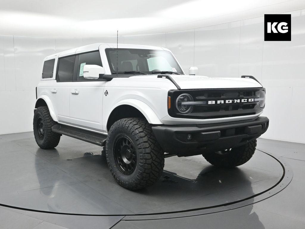 new 2025 Ford Bronco car, priced at $63,595