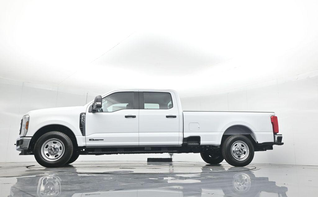 new 2025 Ford F-350 car, priced at $64,185