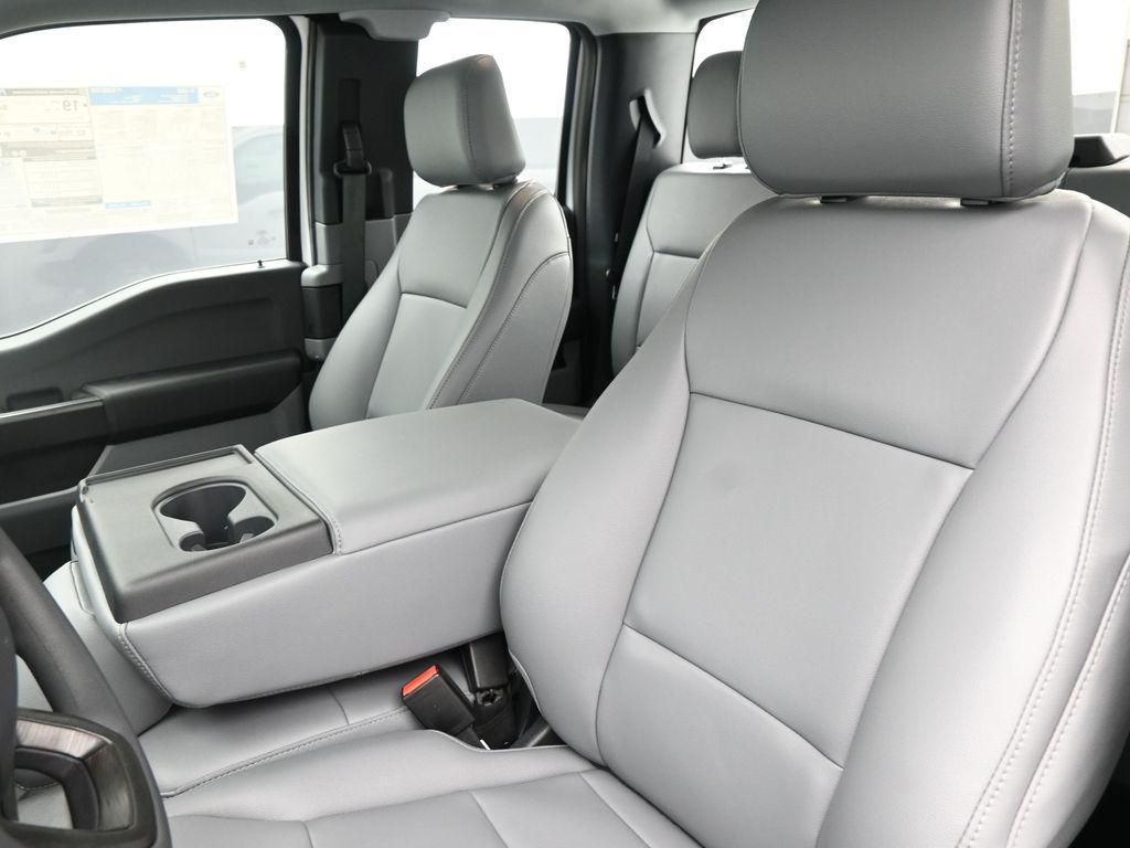 new 2025 Ford F-150 car, priced at $50,035