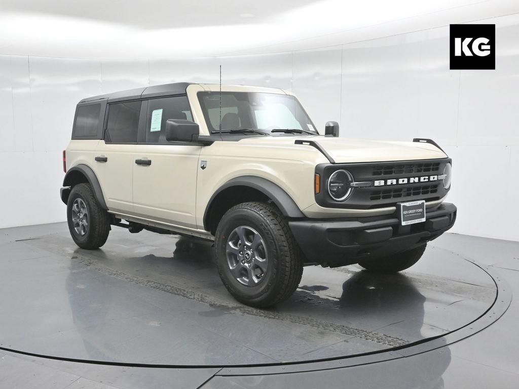 new 2025 Ford Bronco car, priced at $45,700