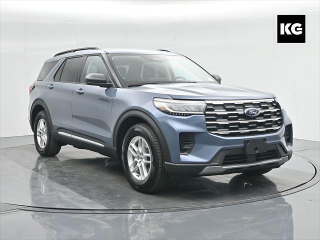 new 2025 Ford Explorer car, priced at $40,445