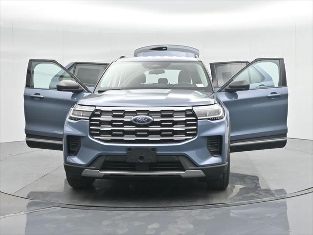 new 2025 Ford Explorer car, priced at $40,445