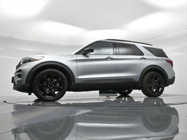 new 2024 Ford Explorer car, priced at $50,630